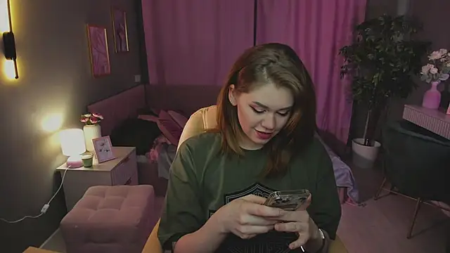 Snapshot of Alison_Doody chatting on February 12, 2026, 4:40 am Alison Doody online show from February 12, 2026, 4:40 am