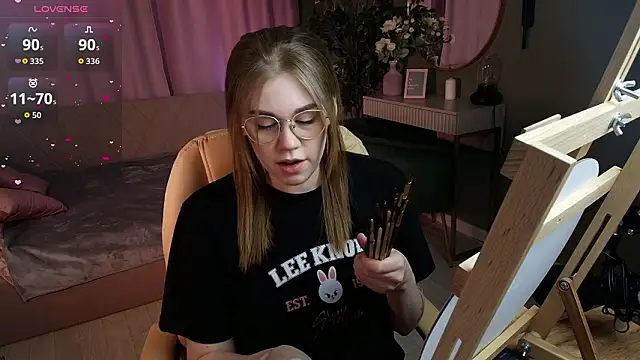 Snapshot of Alison_Doody chatting on March 1, 2026, 7:43 am Alison Doody online show from March 1, 2026, 7:43 am