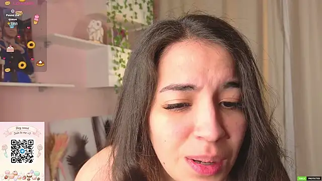 Snapshot of EmmyNoel chatting on February 26, 2026, 7:13 pm EmmyNoel online show from February 26, 2026, 7:13 pm