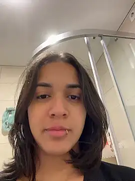 MiaMorenoo online show from January 8, 2026, 4:09 pm