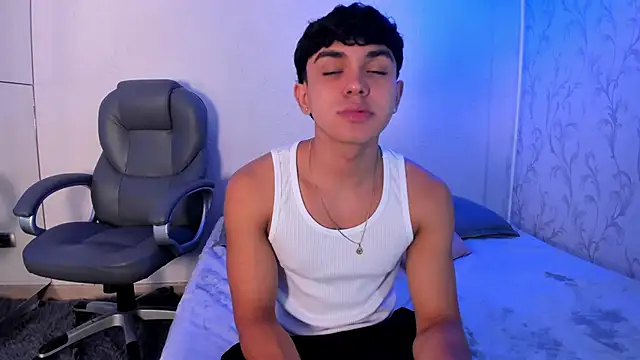  TaylorBlack online show from February 6, 2026, 11:35 am