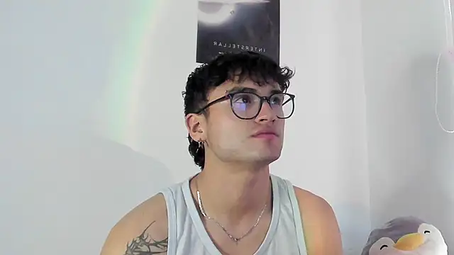 charlie dicker online show from December 20, 2025, 10:28 pm