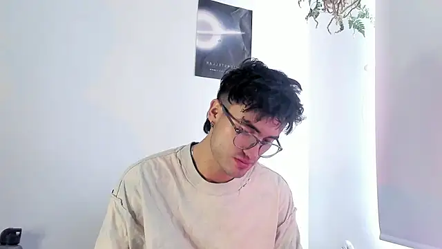 charlie dicker online show from January 8, 2026, 3:47 pm