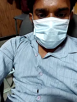  alexzz1155  online show from December 19, 2025, 11:39 am