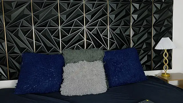 DeisyWalker online show from January 6, 2026, 8:23 pm