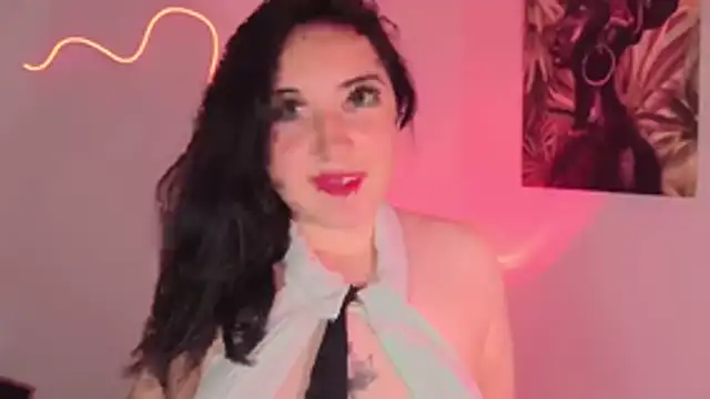 Snapshot of Lyra_Monrroy chatting on January 14, 2026, 2:28 am Lyra Monrroy online show from January 14, 2026, 2:28 am