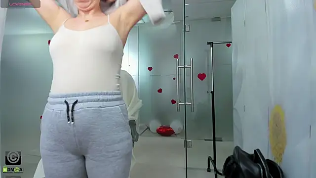 missdominna online show from February 16, 2026, 3:57 am