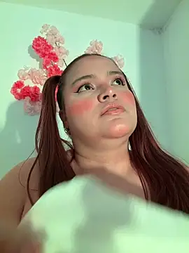 melanie hh1 online show from February 1, 2026, 5:28 am