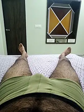 Tall7boy7 online show from April 13, 2026, 5:18 pm