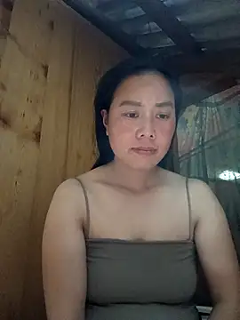 Snapshot of Chloe-ee chatting on December 20, 2025, 7:37 am Chloe-ee online show from December 20, 2025, 7:37 am