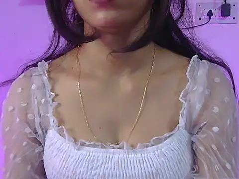 miss ragni online show from February 25, 2026, 4:27 pm