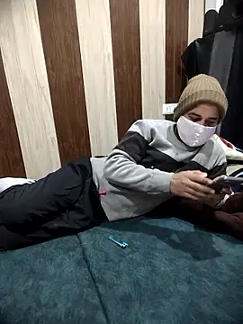 Hot avantika online show from January 15, 2026, 1:37 pm