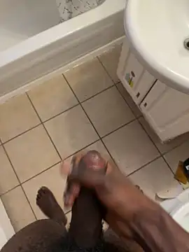 Snapshot of Sweetley chatting on February 16, 2026, 10:06 pm Sweetley online show from February 16, 2026, 10:06 pm