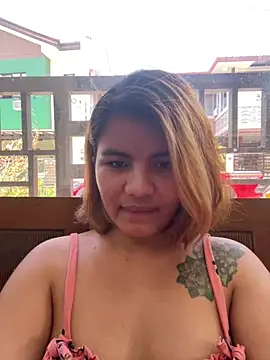 Aljycatx online show from April 3, 2026, 3:37 am