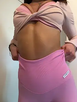 rebyreby11 online show from December 17, 2025, 9:15 am