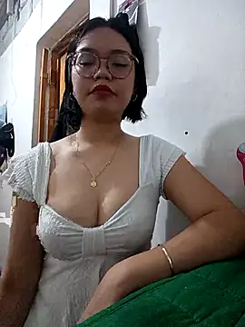 lwkfine online show from December 20, 2025, 5:53 pm