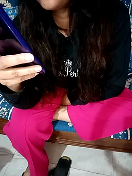 Snapshot of Sofia-111 chatting on February 12, 2026, 6:08 am Sofia-111 online show from February 12, 2026, 6:08 am