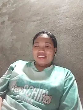 Maikha08 online show from May 15, 2026, 2:46 pm