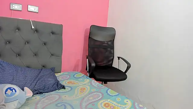 ariloe quintero online show from March 23, 2026, 2:10 pm