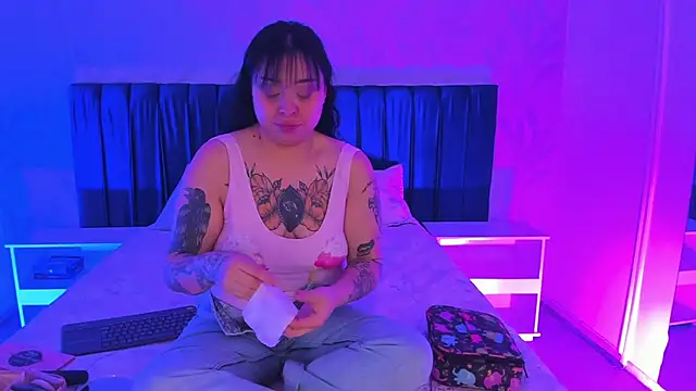 Snapshot of Saarada chatting on January 10, 2026, 3:30 am Saarada online show from January 10, 2026, 3:30 am