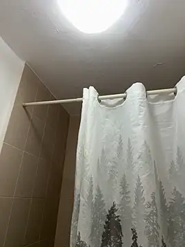 AdrianGarcia89 online show from April 16, 2026, 5:19 am