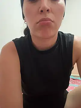 LatinDoll8 online show from May 30, 2026, 11:35 pm