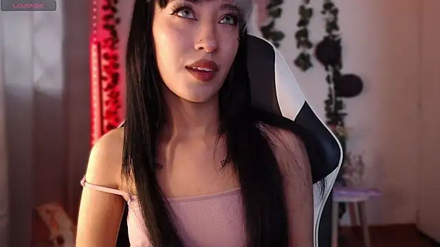 viicky r online show from March 25, 2026, 3:07 pm