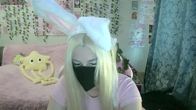 MysticYumiko online show from January 16, 2026, 12:42 pm