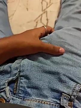 Snapshot of AqueousCrepe chatting on February 10, 2026, 1:15 pm AqueousCrepe online show from February 10, 2026, 1:15 pm