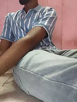 Snapshot of AqueousCrepe chatting on April 6, 2026, 2:07 pm AqueousCrepe online show from April 6, 2026, 2:07 pm