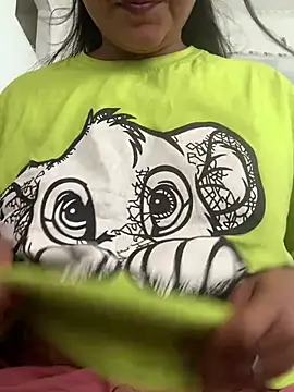 missmisha01 online show from April 21, 2026, 10:21 am