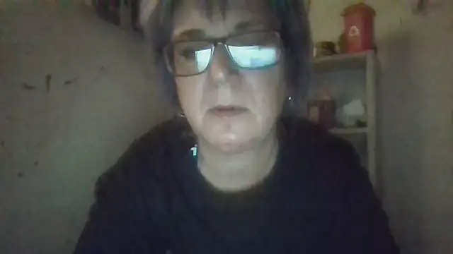 becky1111 online show from June 25, 2026, 11:09 pm