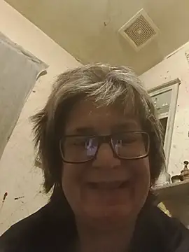 becky1111 online show from July 14, 2026, 10:21 am