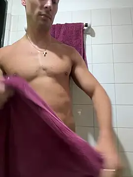 Snapshot of maximuss789 chatting on February 18, 2026, 7:54 pm maximuss789 online show from February 18, 2026, 7:54 pm