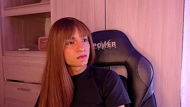 tiffanyy 777 online show from May 14, 2026, 4:30 am