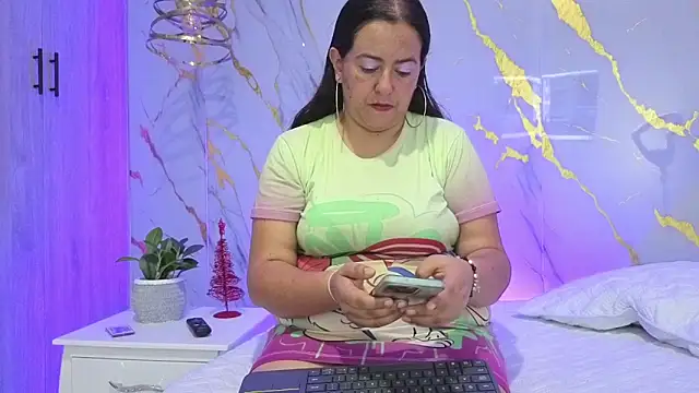 evelyn harpeery online show from January 6, 2026, 10:19 am