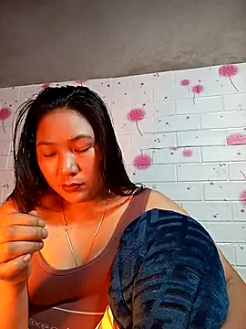 Snapshot of giang0055 chatting on February 2, 2026, 1:21 pm giang0055 online show from February 2, 2026, 1:21 pm