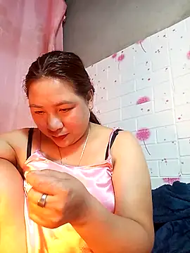 Snapshot of giang0055 chatting on February 21, 2026, 2:18 pm giang0055 online show from February 21, 2026, 2:18 pm