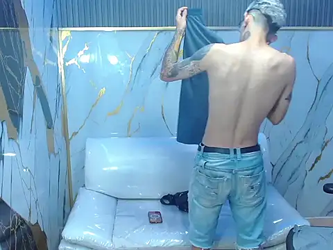 Snapshot of Boy_tatto77 chatting on February 9, 2026, 7:07 pm Boy tatto77 online show from February 9, 2026, 7:07 pm