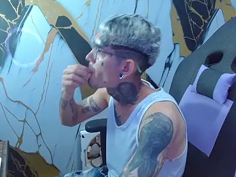 Snapshot of Boy_tatto77 chatting on February 12, 2026, 6:47 pm Boy tatto77 online show from February 12, 2026, 6:47 pm