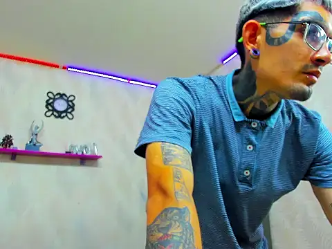 Snapshot of Boy_tatto77 chatting on February 19, 2026, 6:37 pm Boy tatto77 online show from February 19, 2026, 6:37 pm