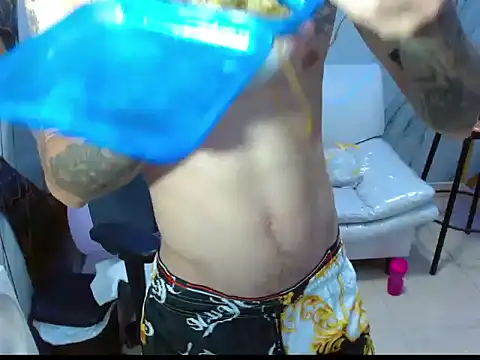 Snapshot of Boy_tatto77 chatting on February 22, 2026, 7:45 pm Boy tatto77 online show from February 22, 2026, 7:45 pm