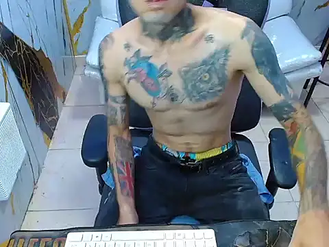 Snapshot of Boy_tatto77 chatting on June 10, 2026, 12:04 pm Boy tatto77 online show from June 10, 2026, 12:04 pm