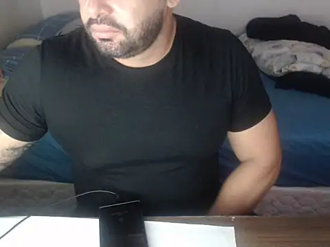 Snapshot of drlluis chatting on February 3, 2026, 12:54 pm drlluis online show from February 3, 2026, 12:54 pm