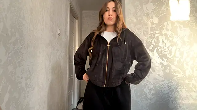 DeannaSuri online show from December 19, 2025, 1:29 pm