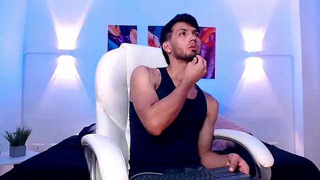 HarryFosster online show from April 14, 2026, 6:25 pm