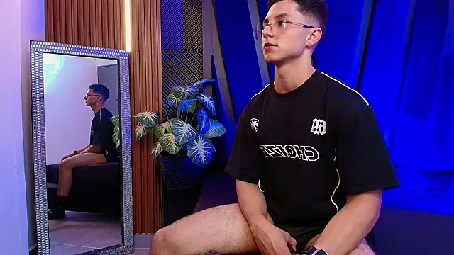 Noah Clarkk online show from February 11, 2026, 11:32 pm