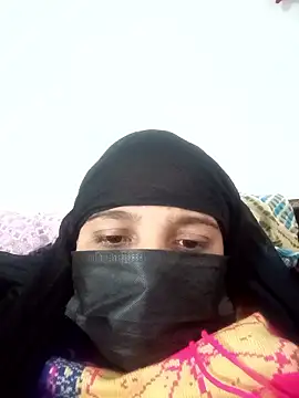 Miya mona online show from January 8, 2026, 4:04 am