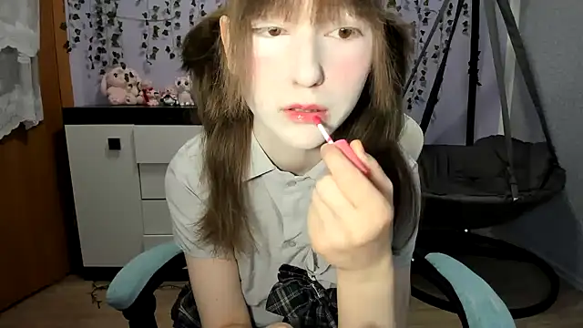 Yoonhee ki online show from February 16, 2026, 1:29 pm