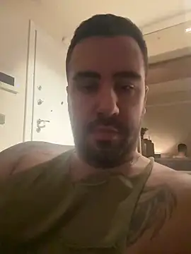 XhotLatte online show from February 20, 2026, 10:32 pm